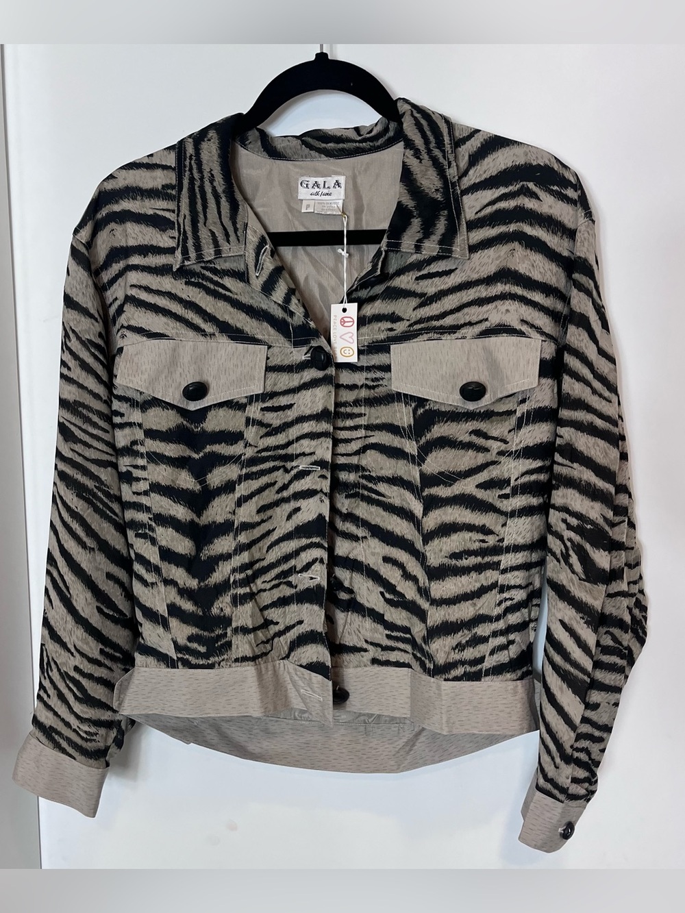 Gala Silk Women's Zebra Print Button Lightweight Jacket Small Animal Pockets